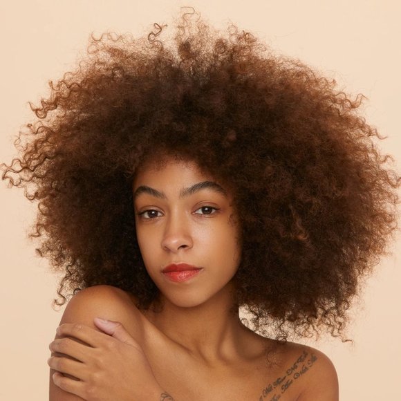 OLIO E OSSO Lucente Lip Sheen MONARCA red .17 oz - Picture 2 of 5